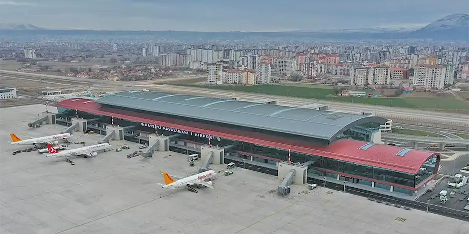 Kayseri Havalimanı Araç Kiralama Kolaylığı – Aver Rent a Car Yanınızda